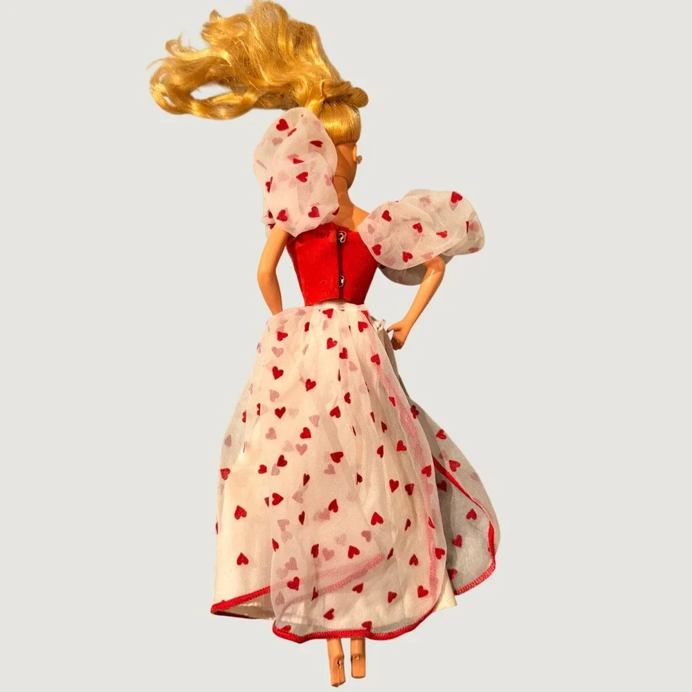 Mattel features barbie